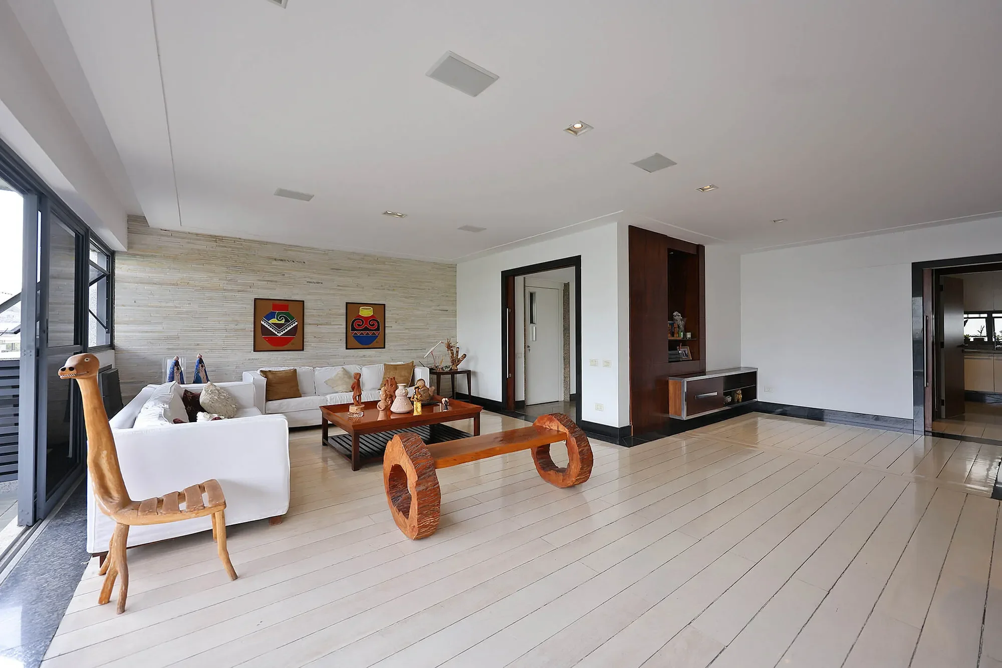 Gallery photo 6