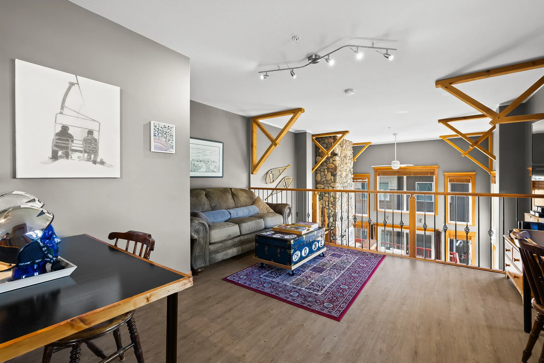 Gallery photo 3