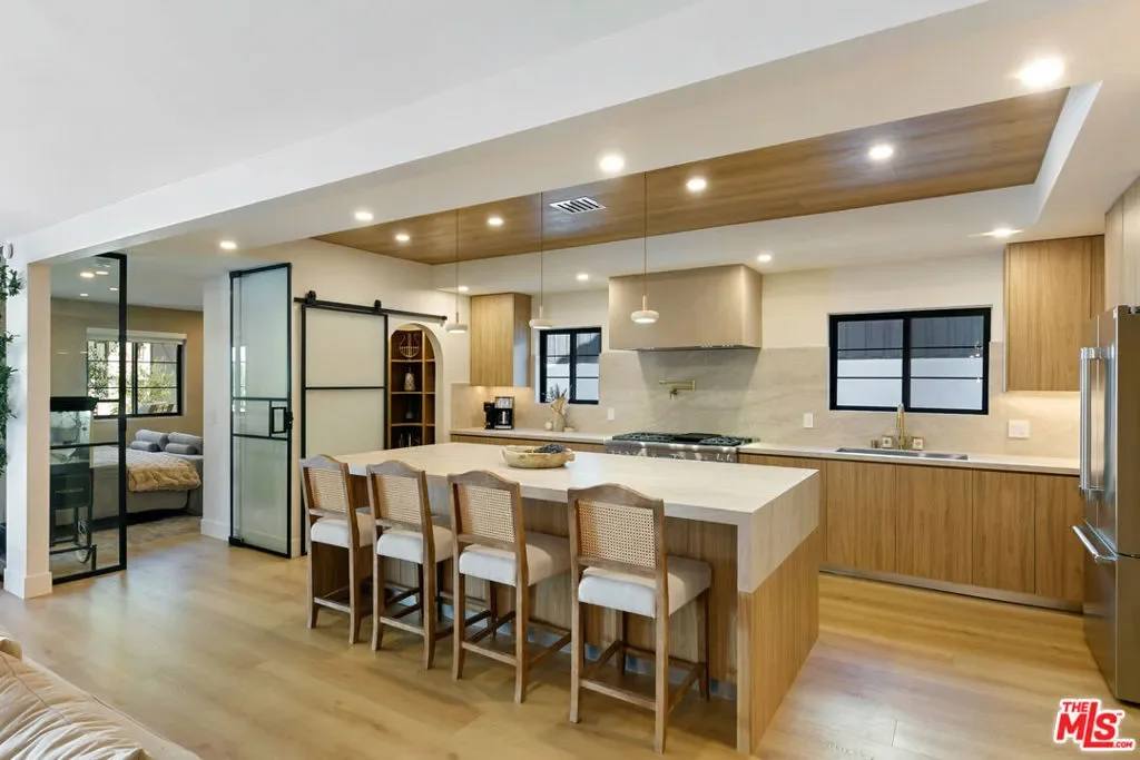 22269 Avenue San Luis, Los Angeles, California, United States. - Photo 9