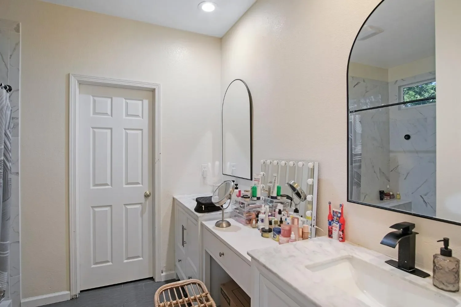Gallery photo 6