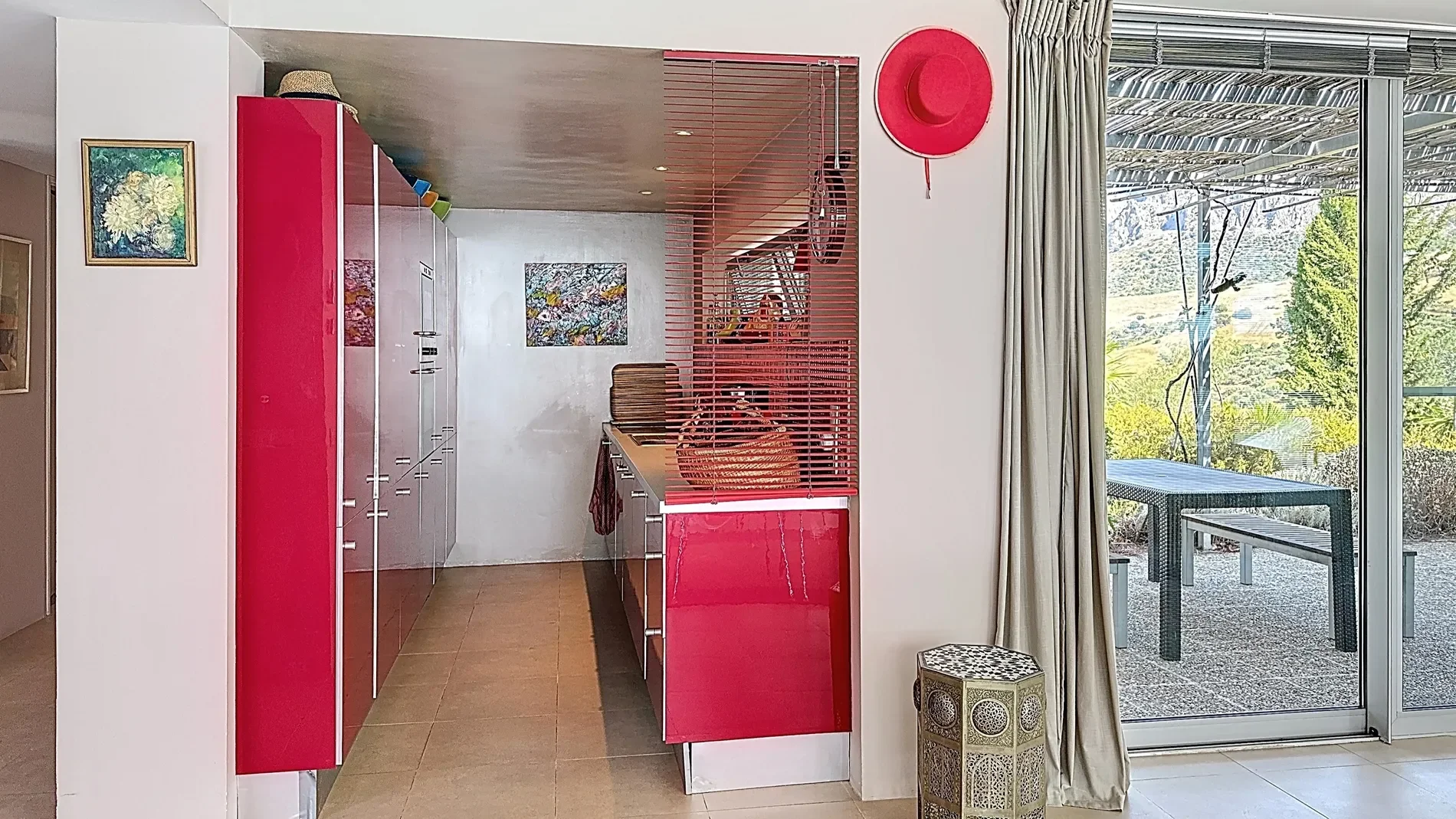 Gallery photo 2