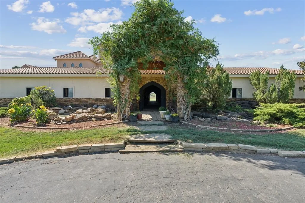 4568 Elm Bottom Circle, Cross Roads, Texas, United States. - Photo 32