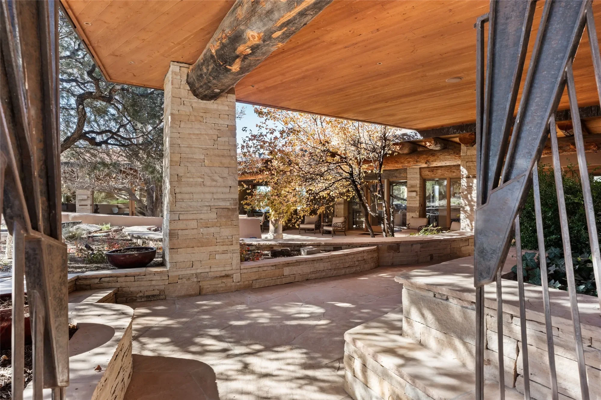 5 Penasco Circle, Santa Fe, NM 87506, Santa Fe, New Mexico, United States. - Photo 3