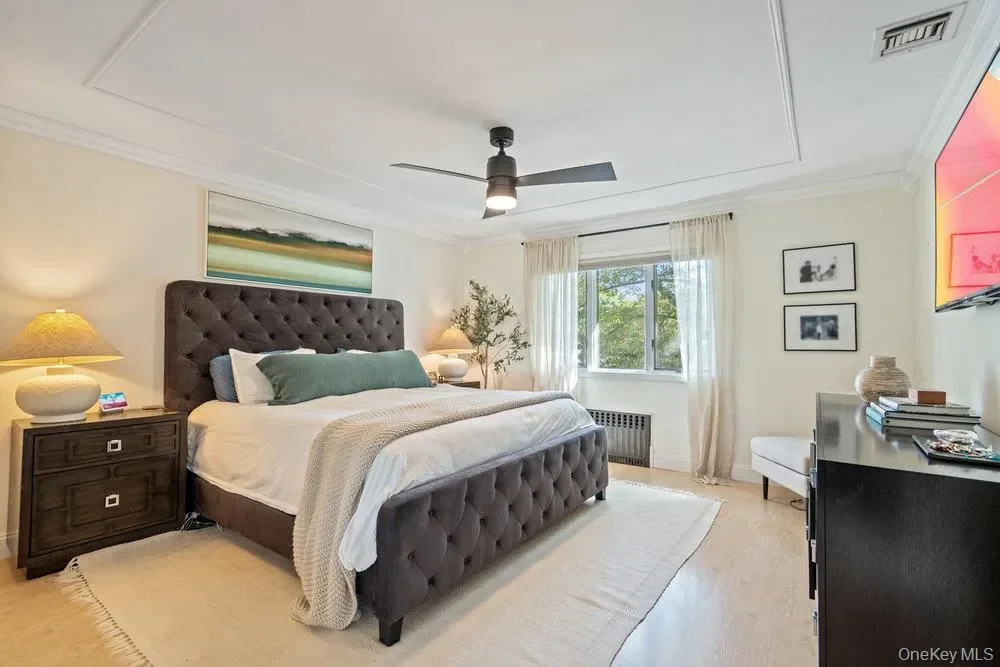 116 Sperry Blvd Boulevard, New Hyde Park, New York, United States. - Photo 16