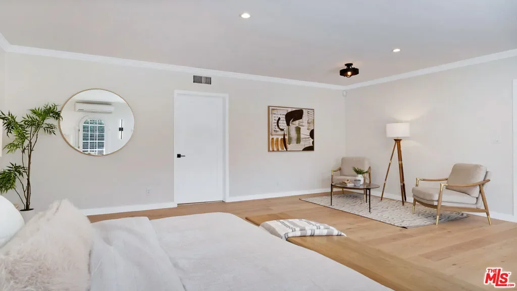 4559 Morella Avenue, Los Angeles, California, United States. - Photo 7