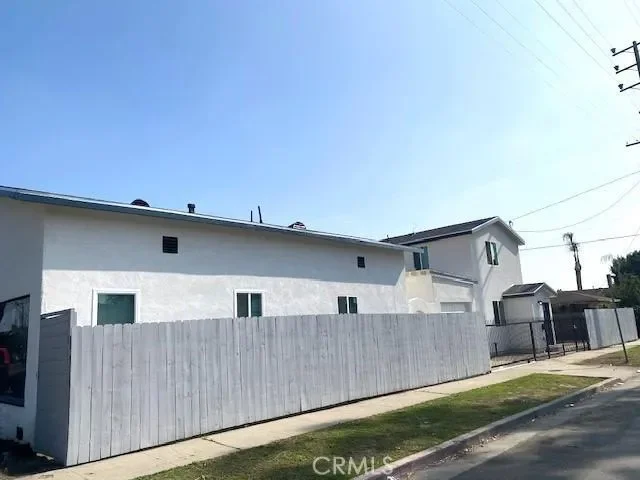 800 90th, Los Angeles, CA 90002, Los Angeles, California, United States. - Photo 26