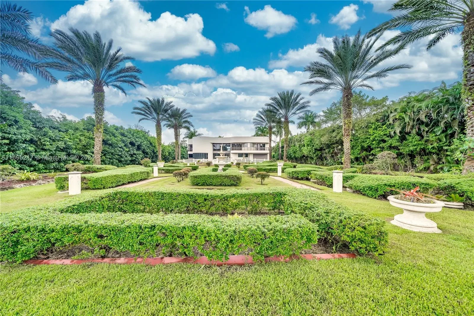 14401 Sunset Ln, Southwest Ranches, Florida, United States. - Photo 2
