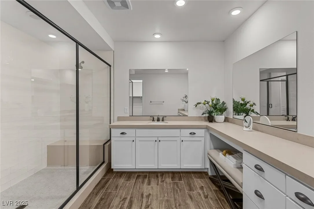 11280 Granite Ridge Drive 1075, Las Vegas, Nevada, United States. - Photo 36