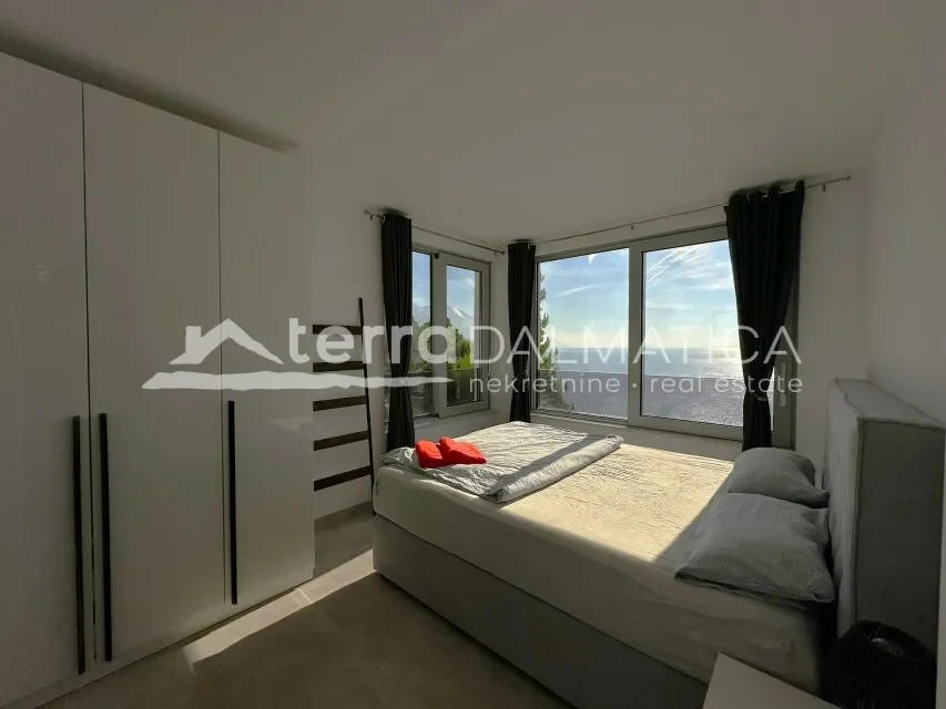 Gallery photo 8