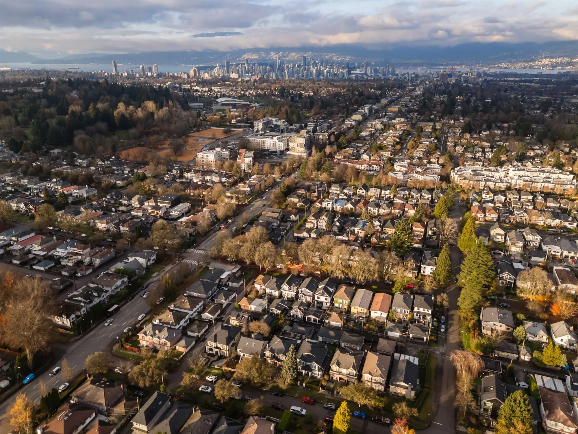 231 E 40th Avenue, Vancouver, British Columbia, Canada. - Photo 12