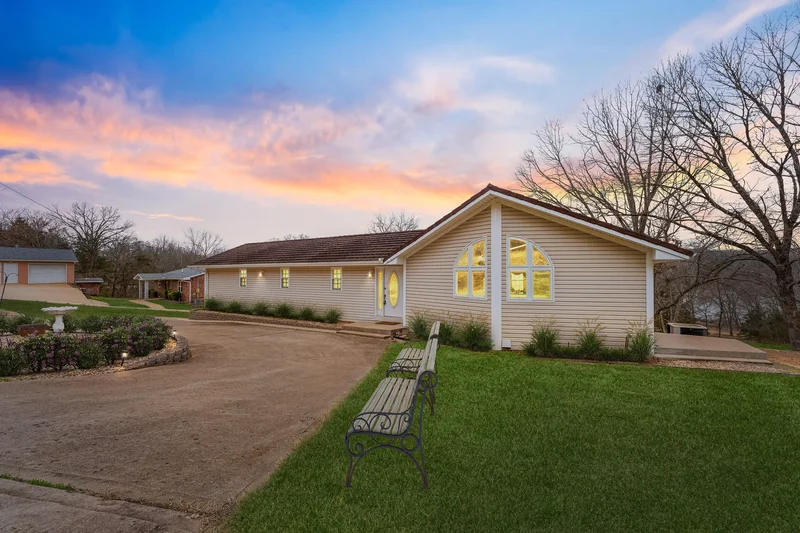 26071 S Royal Point Drive, Shell Knob, MO 65747, Shell Knob, Missouri, United States. - Photo 21