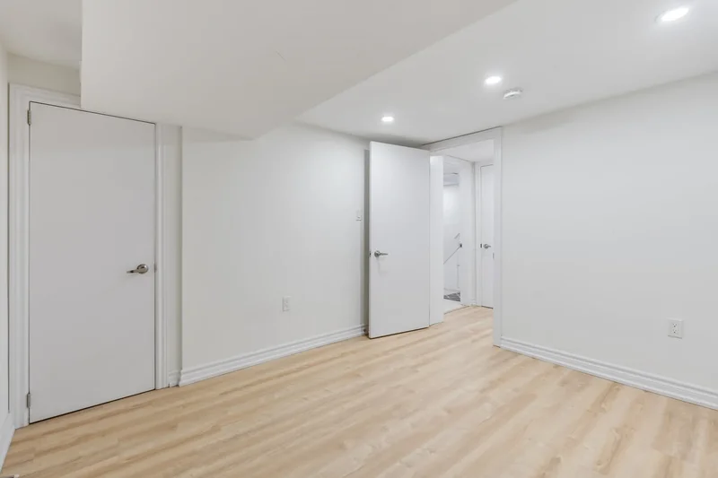 38 Vauxhall Dr, Toronto, ON M1P 1P7, Toronto, Ontario, Canada. - Photo 46