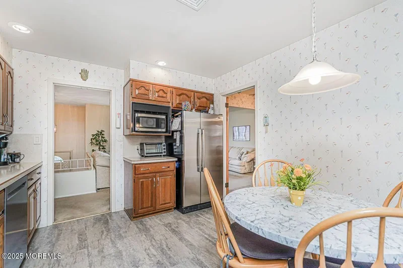 23 Jonathan Drive, Edison, NJ 08820, Metuchen, New Jersey, United States. - Photo 13