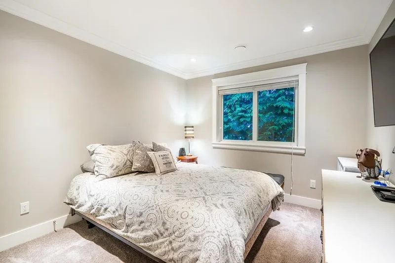 1425 129b Street, Surrey, BC, V4A3Z4, CANADA, Surrey, British Columbia, Canada. - Photo 17