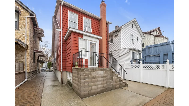 941 Revere Avenue, New York, New York, United States. - Photo 6