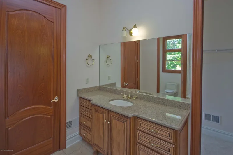 81 Potts Road, Robbinsville Township, New Jersey, United States. - Photo 17