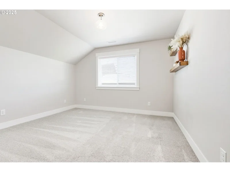 16523 NE 170TH AVE, Brush Prairie, WA 98606, Brush Prairie, Washington, United States. - Photo 17