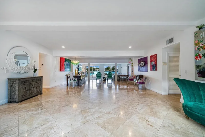 2091 NE 191st Dr, North Miami Beach, Florida, United States. - Photo 27