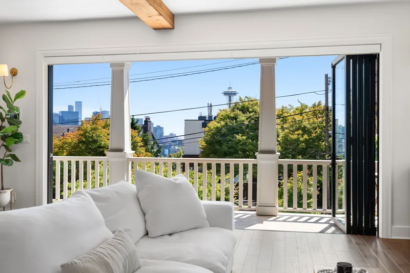 312 Prospect St , Seattle, WA 98109, Seattle, Washington, United States. - Photo 5