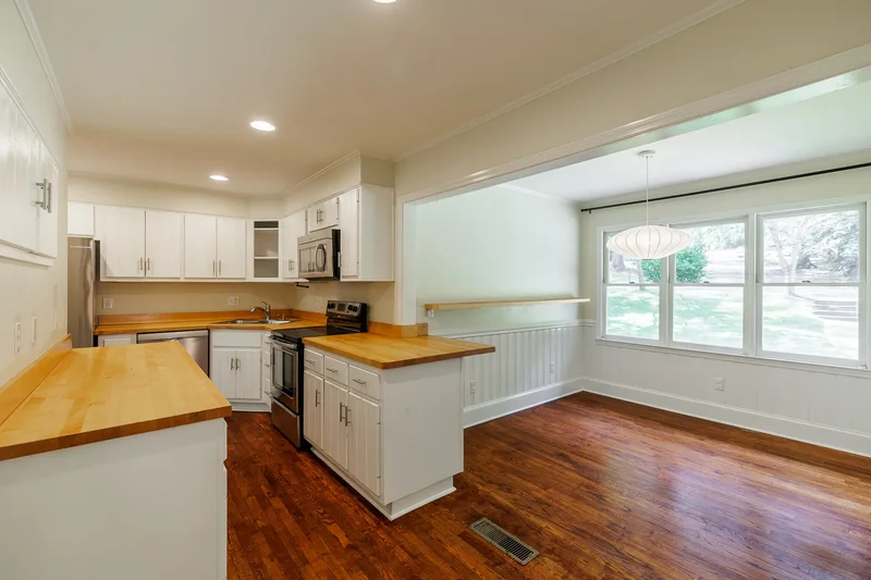 1391 Ivywood Drive, Athens, GA 30606, Bogart, Georgia, United States. - Photo 9