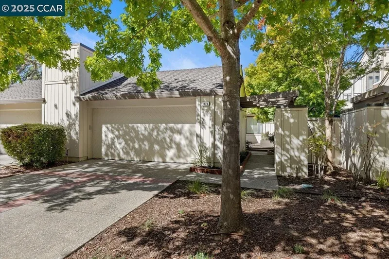 1875 Lamplight Ct, Walnut Creek, California, United States. - Photo 24