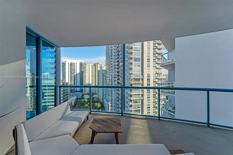 333 Las Olas Way 2505, Fort Lauderdale, Florida, United States. - Photo 18