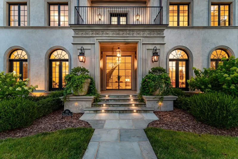 301 Wentworth Drive , Greensboro, NC 27408, Greensboro, North Carolina, United States. - Photo 3