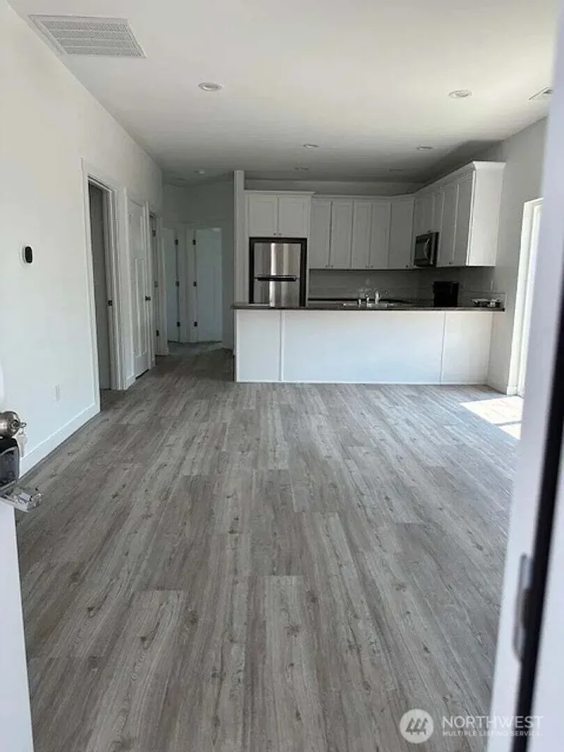 2719 W Peninsula Drive, Moses Lake, WA 98837, Moses Lake, Washington, United States. - Photo 4
