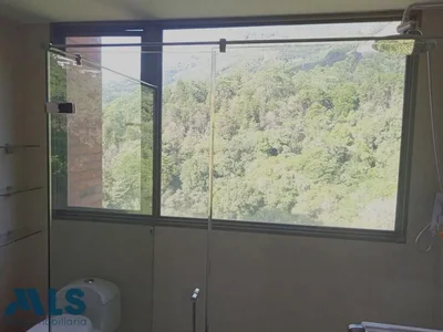 Thumbnail 36