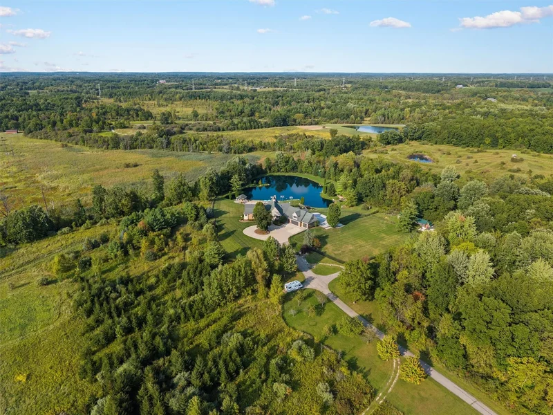 3292 W Sutton Road, Lapeer, MI, 48446, USA, Lapeer, Michigan, United States. - Photo 11