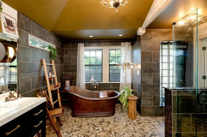 803 Brookhurst Drive, Dallas, Texas, United States. - Photo 14