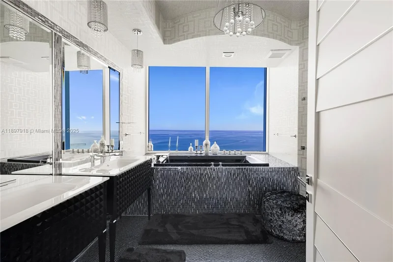 18101 Collins Ave 4609, Golden Beach, Florida, United States. - Photo 19