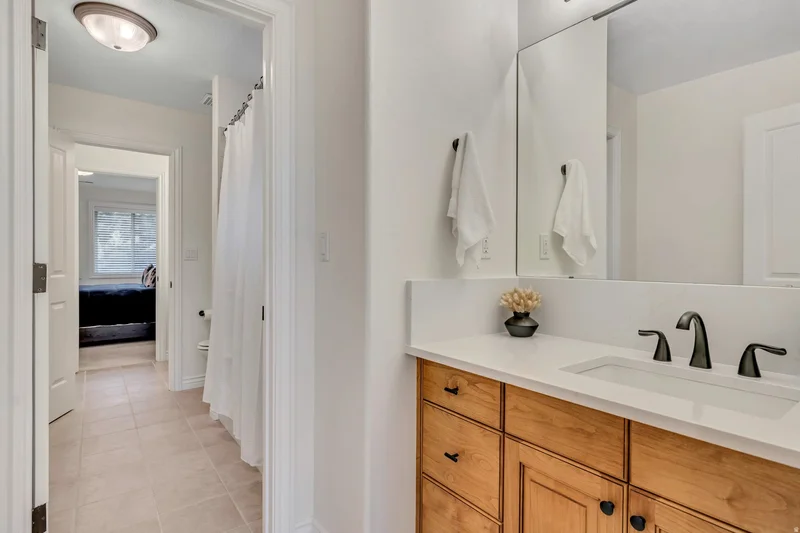 3261 E LANTERN HILL CT, Sandy, Utah, United States. - Photo 35