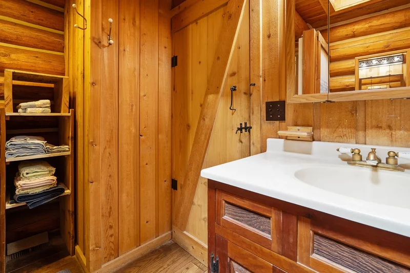 390 Crosscut Road, Rexford, Montana, United States. - Photo 17