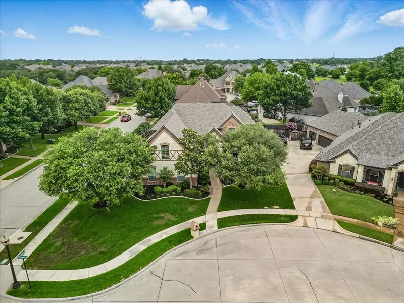 9216 Hailey Court, North Richland Hills, Texas, United States. - Photo 32