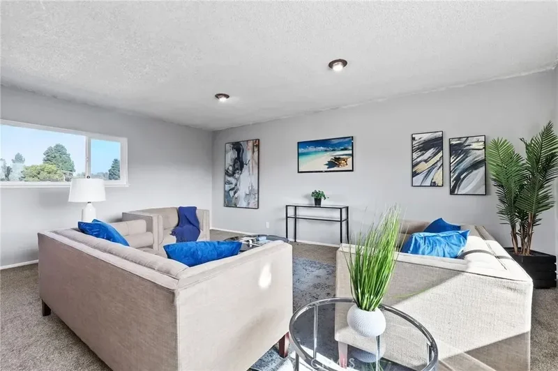 451 Margo, Signal Hill, California, United States. - Photo 37