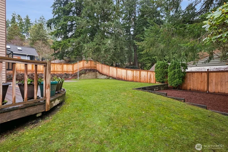 19714 41st Avenue NE, Lake Forest Park, Washington, United States. - Photo 3