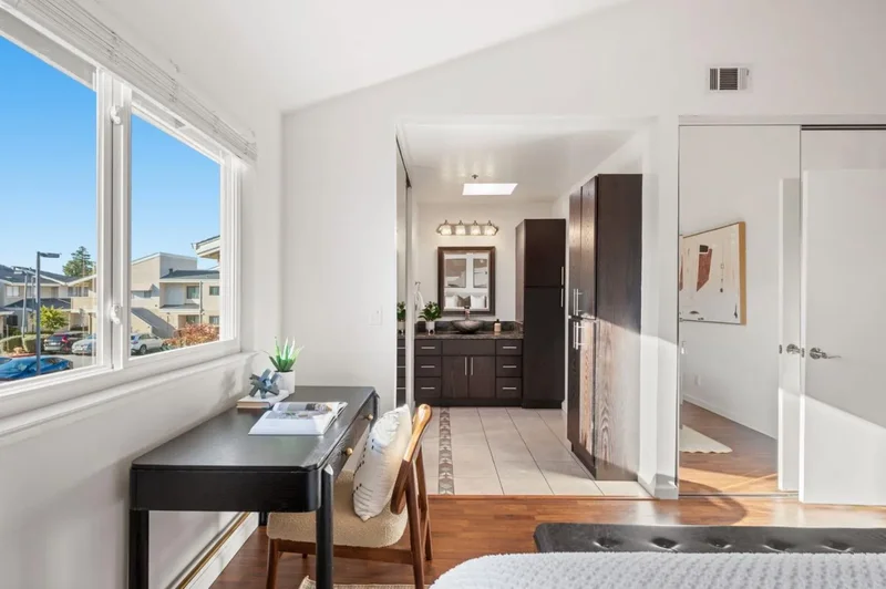 241 Bonita Lane, San Mateo, California, United States. - Photo 8