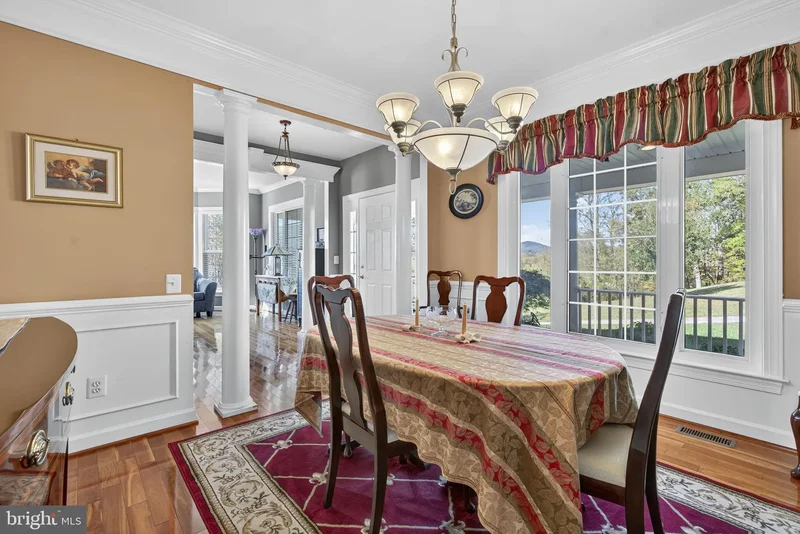 10142 Ada Road, Marshall, Va, 20115
