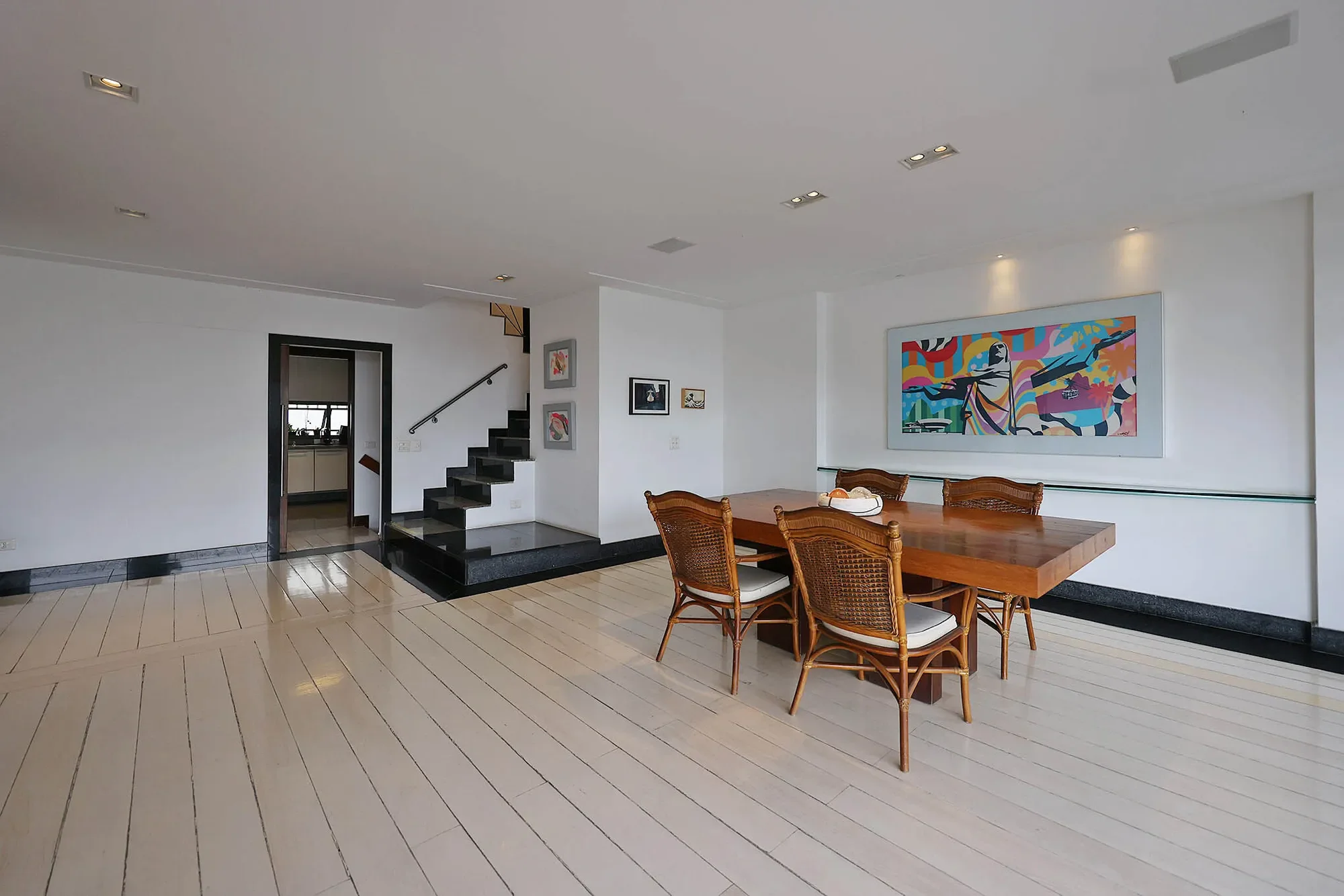 Gallery photo 10