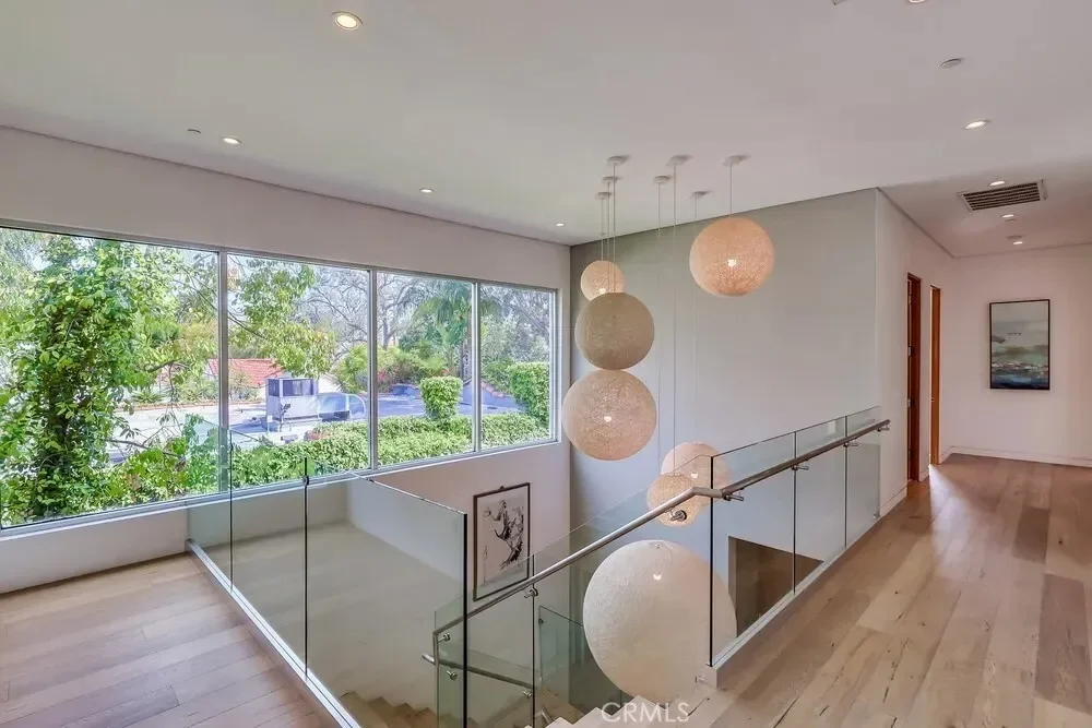 737 N Cherokee Avenue, Los Angeles, California, United States. - Photo 27