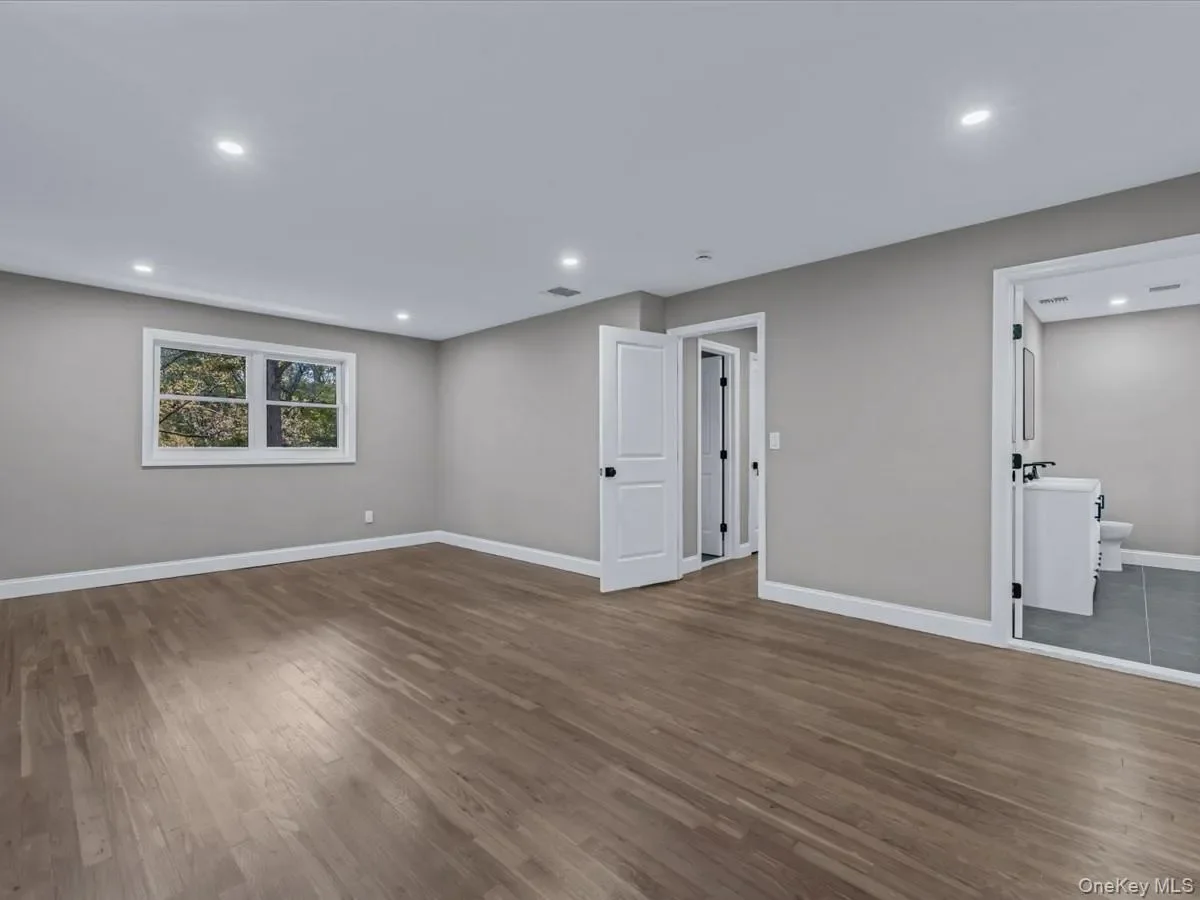 Gallery photo 4