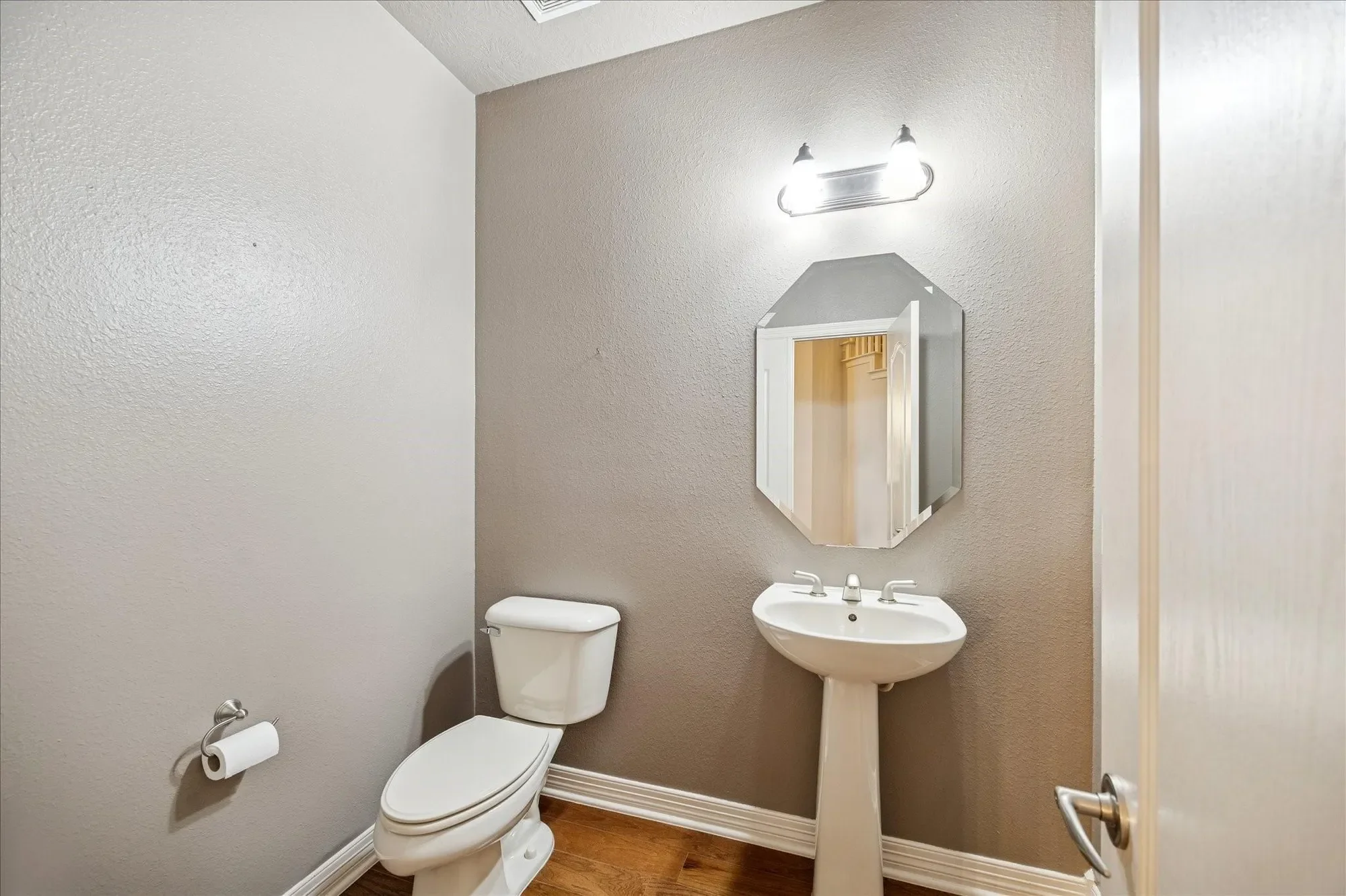 Gallery photo 10