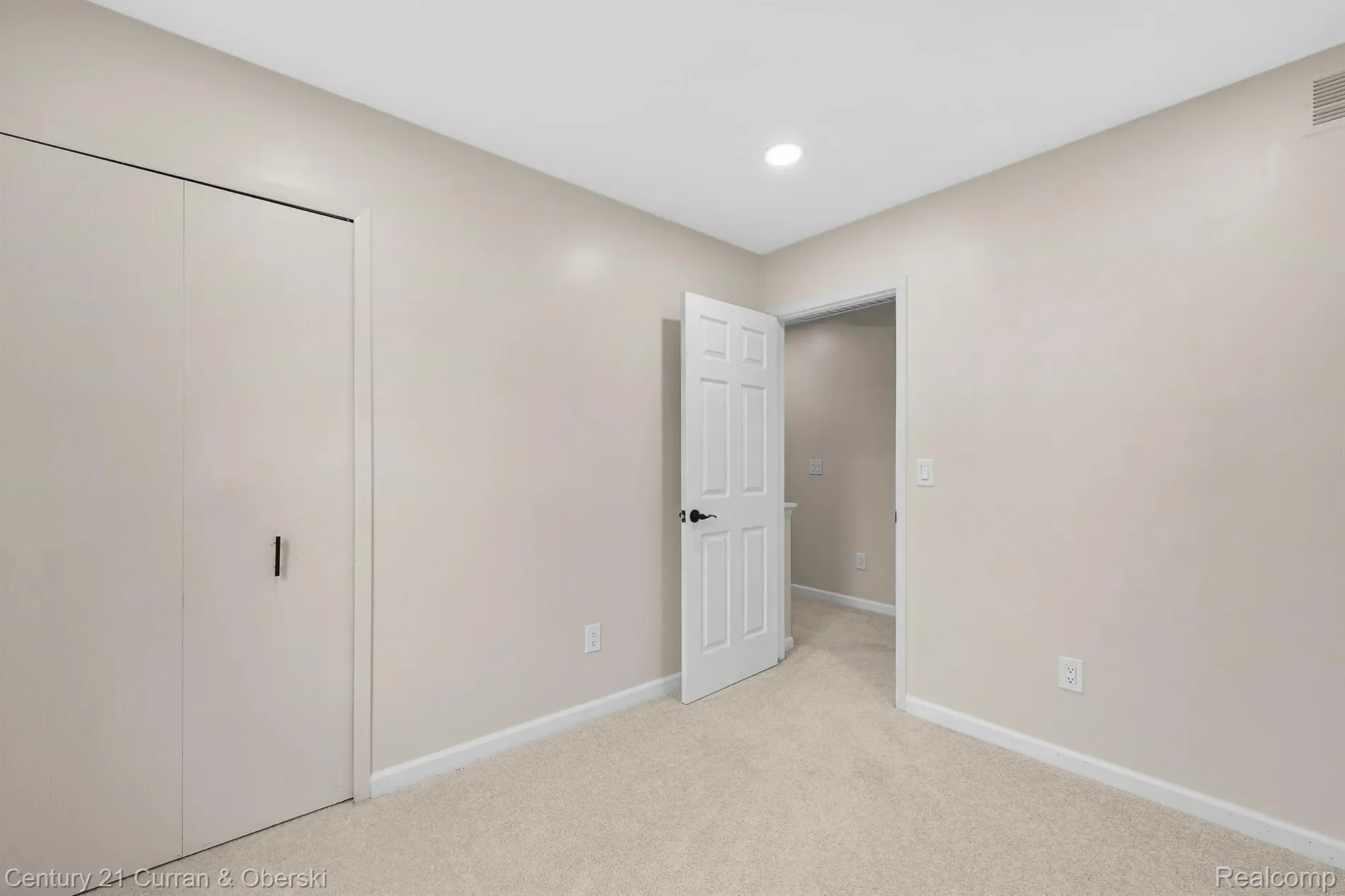 19760 Scenic Harbour Drive, Northville Township, MI 48167, Novi, Michigan, United States. - Photo 29