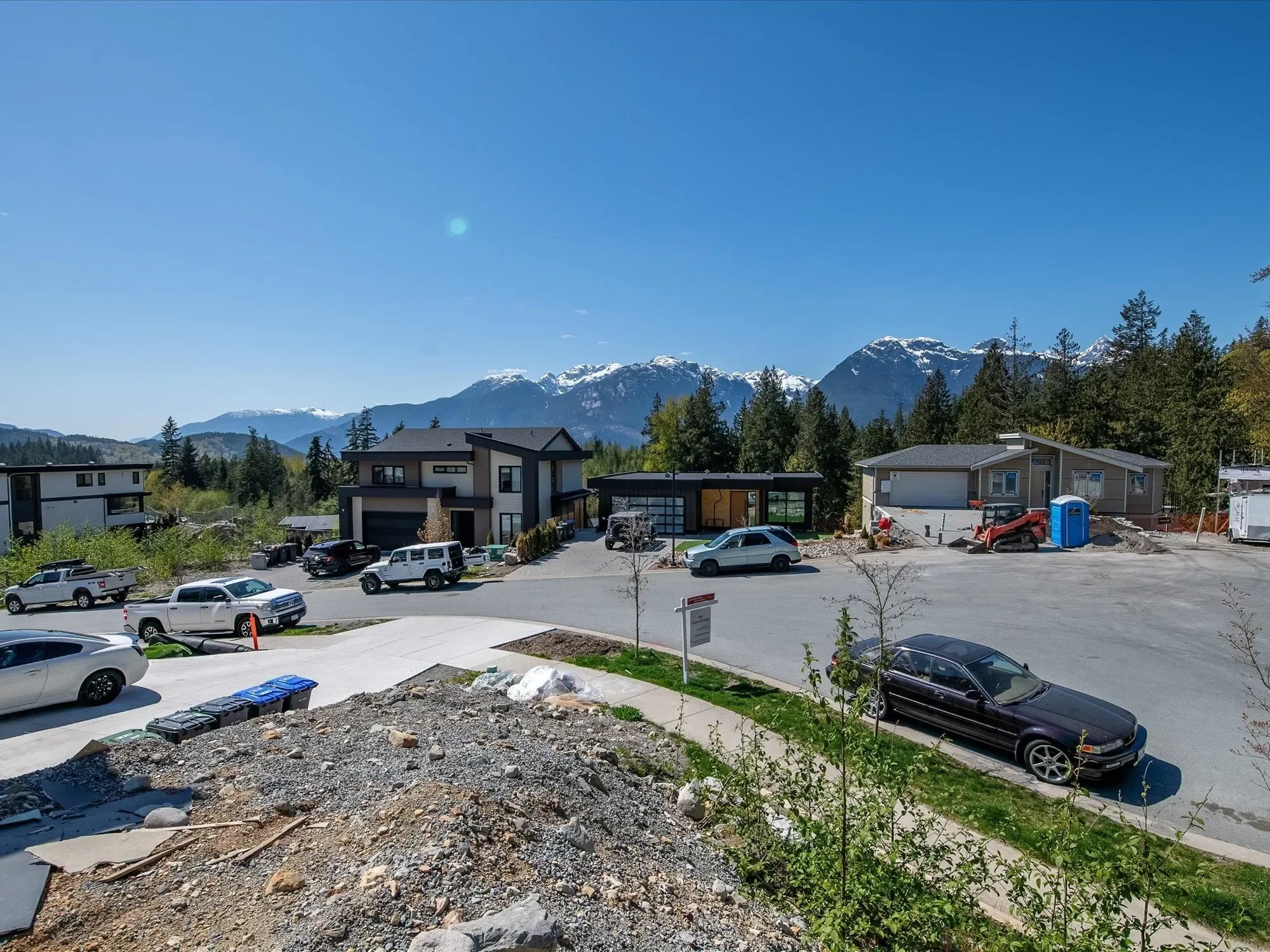 3385 Mamquam Road 34, Squamish, British Columbia, Canada. - Photo 18
