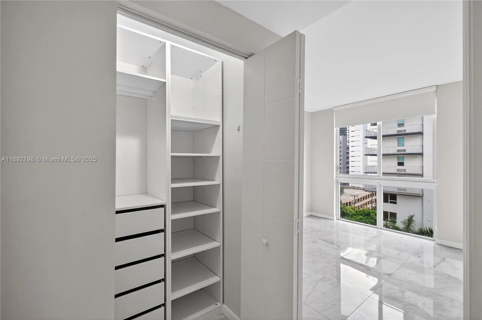 1010 SW 2nd Ave 603, Miami, Florida, United States. - Photo 41