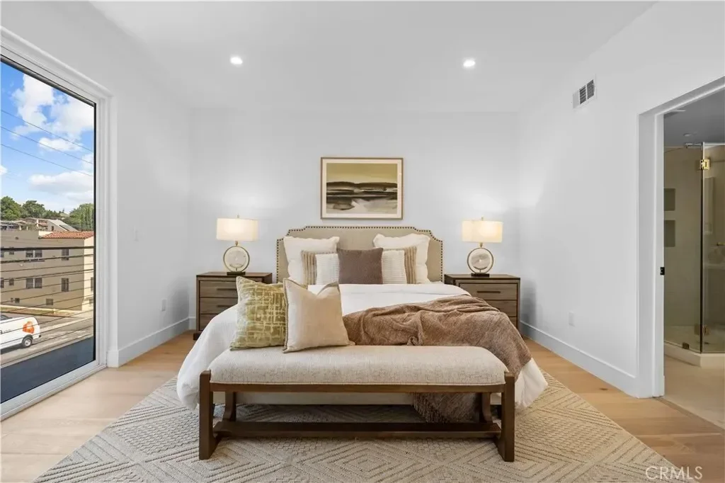 6849 N Figueroa Street, Los Angeles, California, United States. - Photo 12