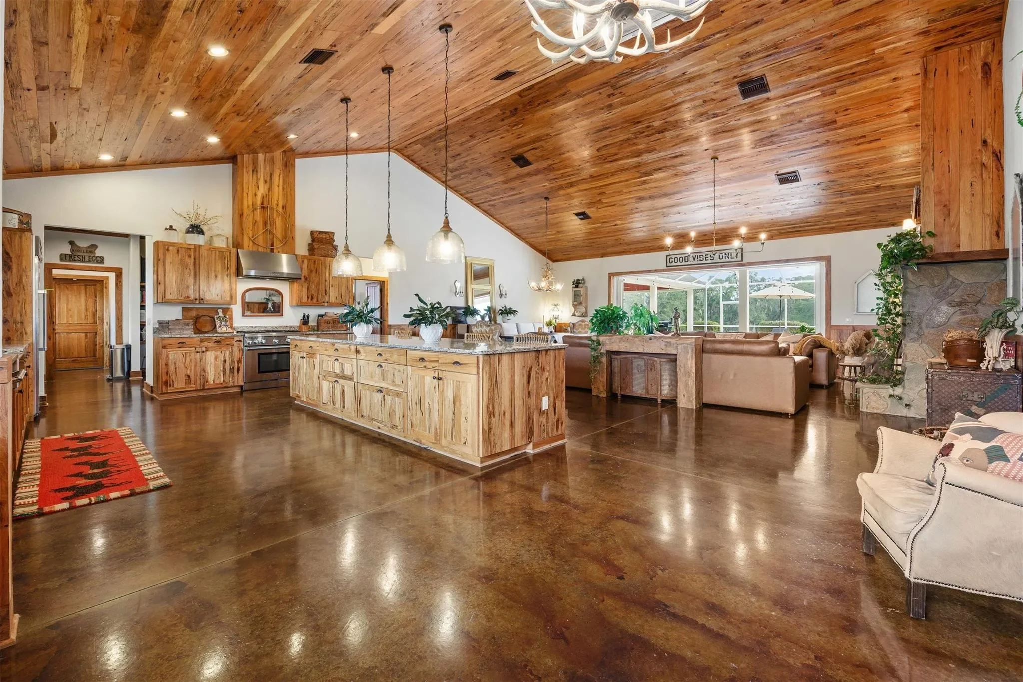 41526 SADDLE RIDGE LANE, The Villages, Florida, United States. - Photo 3