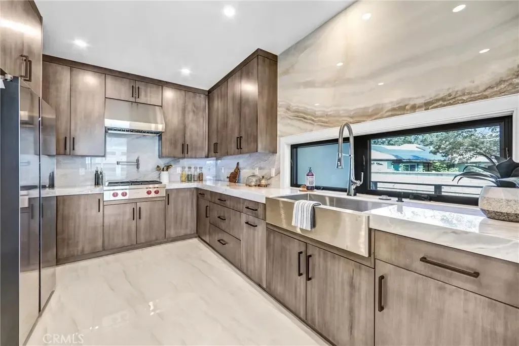 330 Arbolada Drive, Arcadia, California, United States. - Photo 16