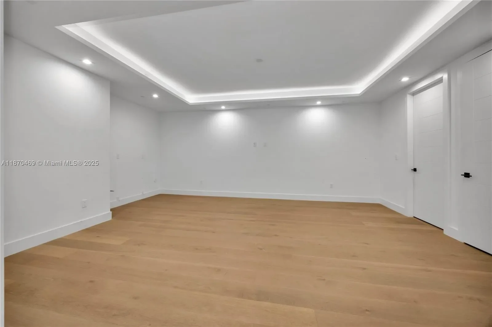 617 Almeria Ave, Coral Gables, Florida, United States. - Photo 34